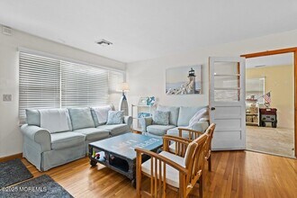 100 3rd Ave in Lavallette, NJ - Building Photo - Building Photo