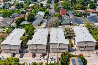 3560 S Centinela Ave in Los Angeles, CA - Building Photo - Building Photo