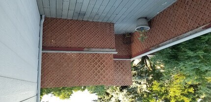 18958 E Ithaca Dr in Aurora, CO - Building Photo - Building Photo