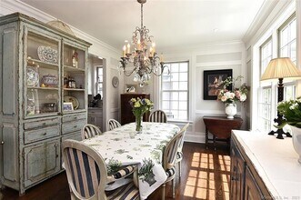 169 Summer St in New Canaan, CT - Building Photo - Building Photo