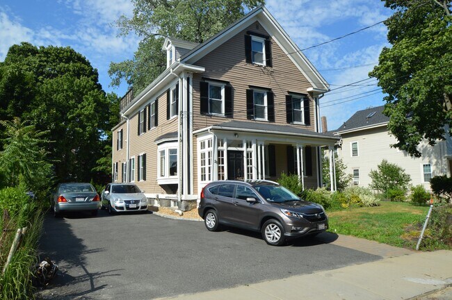 property at 21 Holton St