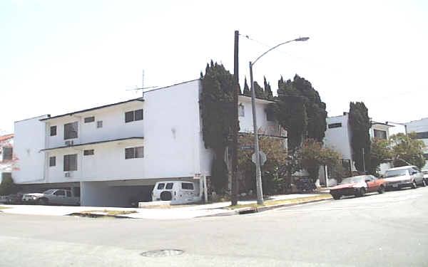 3017 W 2nd St in Los Angeles, CA - Foto de edificio - Building Photo
