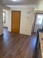 33 Larch St in East Providence, RI - Building Photo - Building Photo