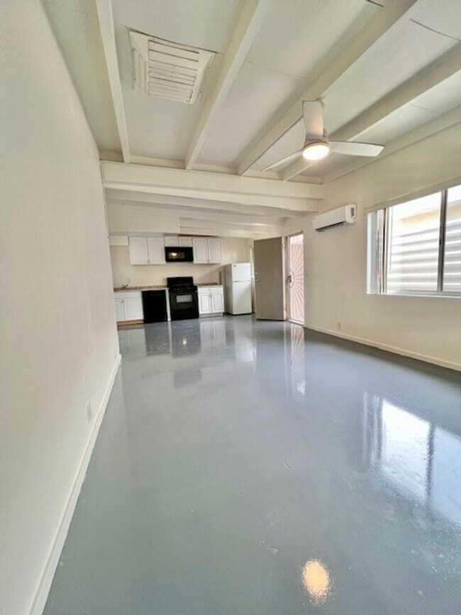 540 S Mountain View Dr in Palm Springs, CA - Building Photo - Building Photo