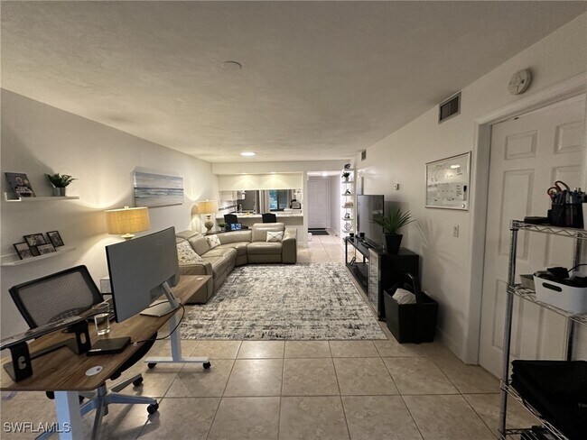 9895 Citadel Ln in Bonita Springs, FL - Building Photo - Building Photo