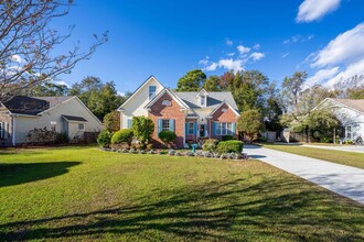 614 Barksdale Rd in Wilmington, NC - Building Photo - Building Photo