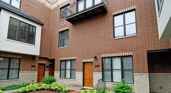 property at 429 S Kenilworth Ave
