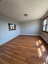 66 Wynola Ave in New Britain, CT - Building Photo - Building Photo