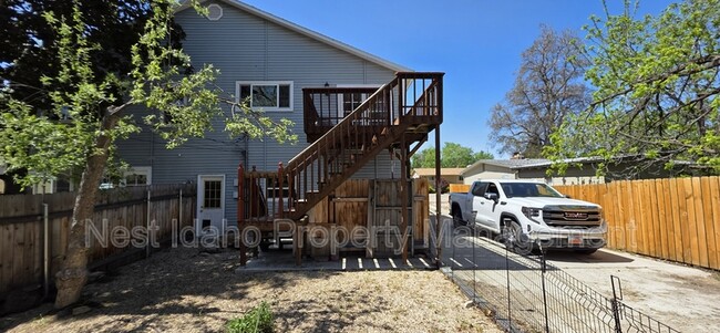 property at 1818 S Arcadia St