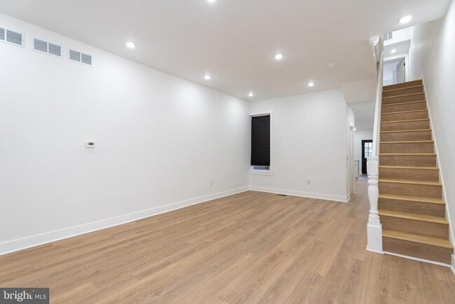property at 1824 N Bouvier St