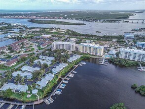 58 Sabal Cay Ct in New Smyrna Beach, FL - Building Photo - Building Photo