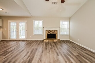 116 Taylor Knoll Way in Mcdonough, GA - Foto de edificio - Building Photo