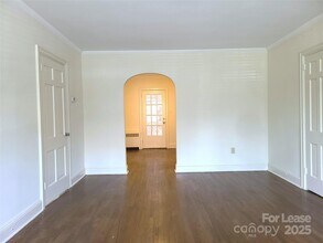 522 Willoughby St in Charlotte, NC - Building Photo - Building Photo