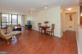233 S 6th St in Philadelphia, PA - Building Photo - Building Photo