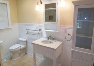 1141 Troon Rd in Lake Oswego, OR - Building Photo - Building Photo