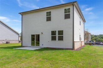 119 Red Maple Wy in Adairsville, GA - Building Photo - Building Photo