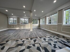 324 Farrington St in Quincy, MA - Foto de edificio - Building Photo