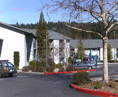 Nevada Woods Apartments in Grass Valley, CA - Building Photo - Building Photo