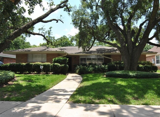 property at 3519 Latma Dr
