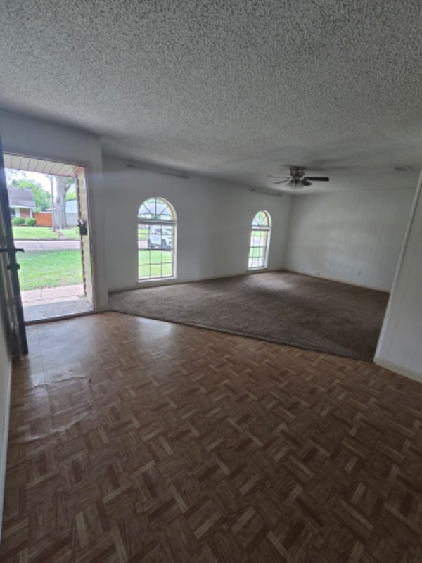 124 Eleventh St in Deer Park, TX - Building Photo - Building Photo