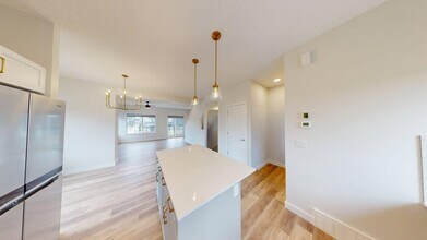 2610-159 159 St SW in Edmonton, AB - Building Photo - Building Photo
