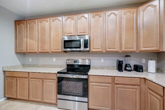 10223 W Raymond St in Tolleson, AZ - Foto de edificio - Building Photo