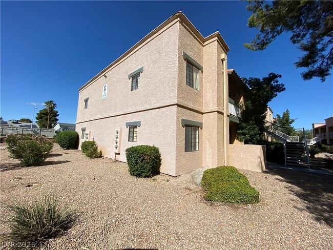 property at 5174 S Jones Blvd