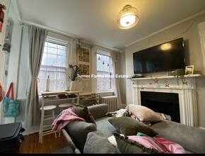 7 Champney Pl, Unit 2 in Boston, MA - Building Photo - Building Photo