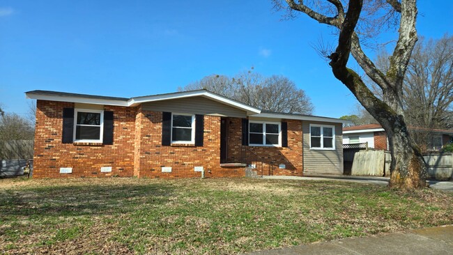 3214 Fairacres Rd SW in Huntsville, AL - Building Photo - Building Photo