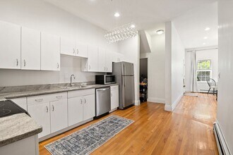 249 Roxbury St in Boston, MA - Building Photo - Building Photo