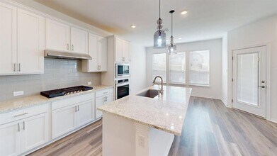 404 Ashby Dr in Hutto, TX - Building Photo - Building Photo