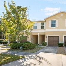 2108 Golden Falcon Dr in Ruskin, FL - Building Photo - Building Photo