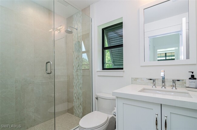 930 9th St S in Naples, FL - Building Photo - Building Photo