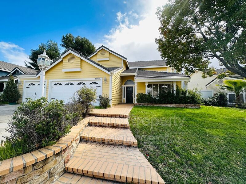 43938 Northgate Ave in Temecula, CA - Building Photo