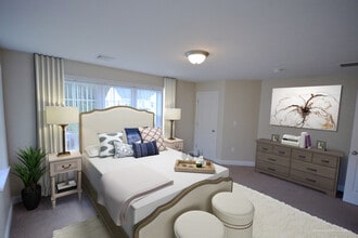 860 Temple St, Unit A3 in Whitman, MA - Foto de edificio - Building Photo