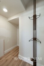 61470 SE Lucia St in Bend, OR - Foto de edificio - Building Photo