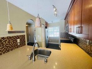 14273 SW 121st Pl in Miami, FL - Building Photo - Building Photo