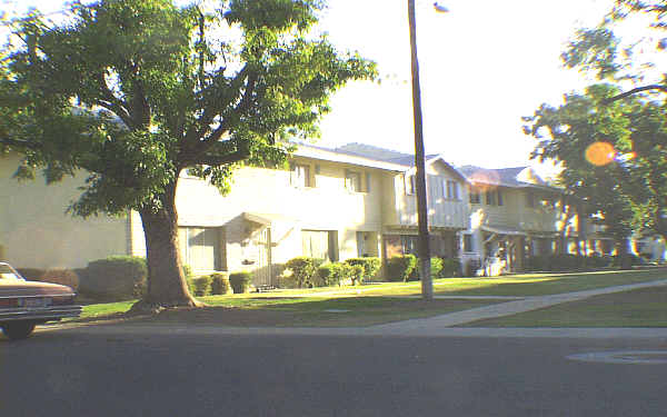 Tracey Condominiums (por) in Glendale, AZ - Foto de edificio - Building Photo