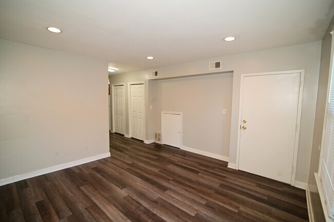 431 Mellon St SE in Washington, DC - Building Photo - Building Photo