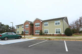 North Grove Apartments in Athens, GA - Building Photo - Building Photo