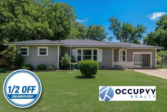 property at 1014 W Belden St