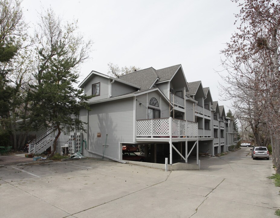 Port Court Apartments in Boulder, CO - Building Photo