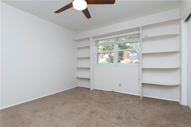 3660 Peachtree Rd NE in Atlanta, GA - Building Photo - Building Photo