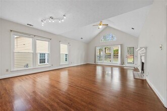 7536 Stonebridge Bay Ct in Stone Mountain, GA - Building Photo - Building Photo