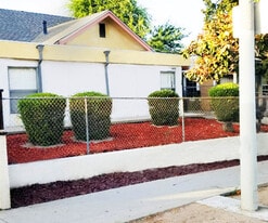 1129 E Maple St, Unit 1129 in Pasadena, CA - Building Photo