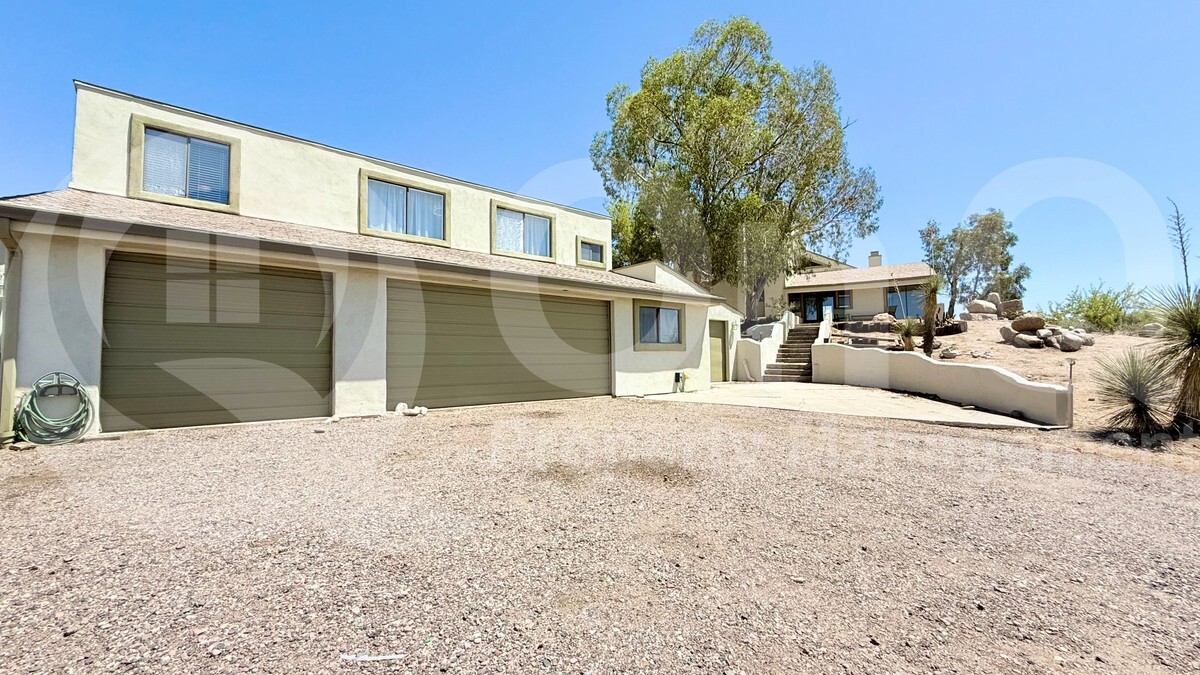 11602 E Manana Rd in Cave Creek, AZ - Building Photo