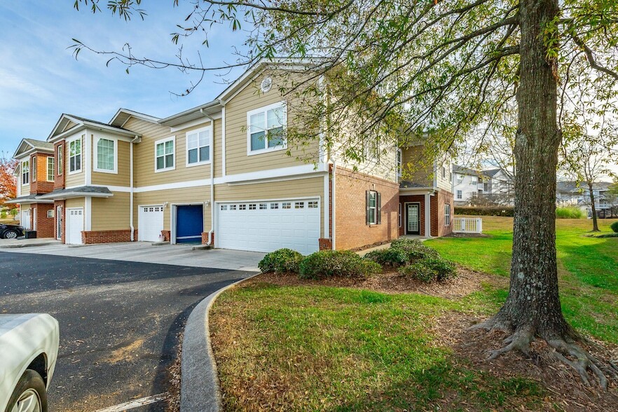 6105 Regency Ct in Chattanooga, TN - Foto de edificio