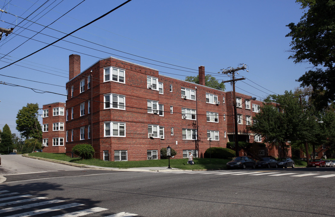 6440 14th St NW in Washington, DC - Building Photo