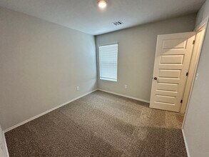 618 NW 119th St in Oklahoma City, OK - Building Photo - Building Photo