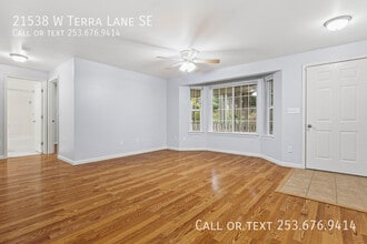 21538 W Terra Ln SE in Yelm, WA - Building Photo - Building Photo